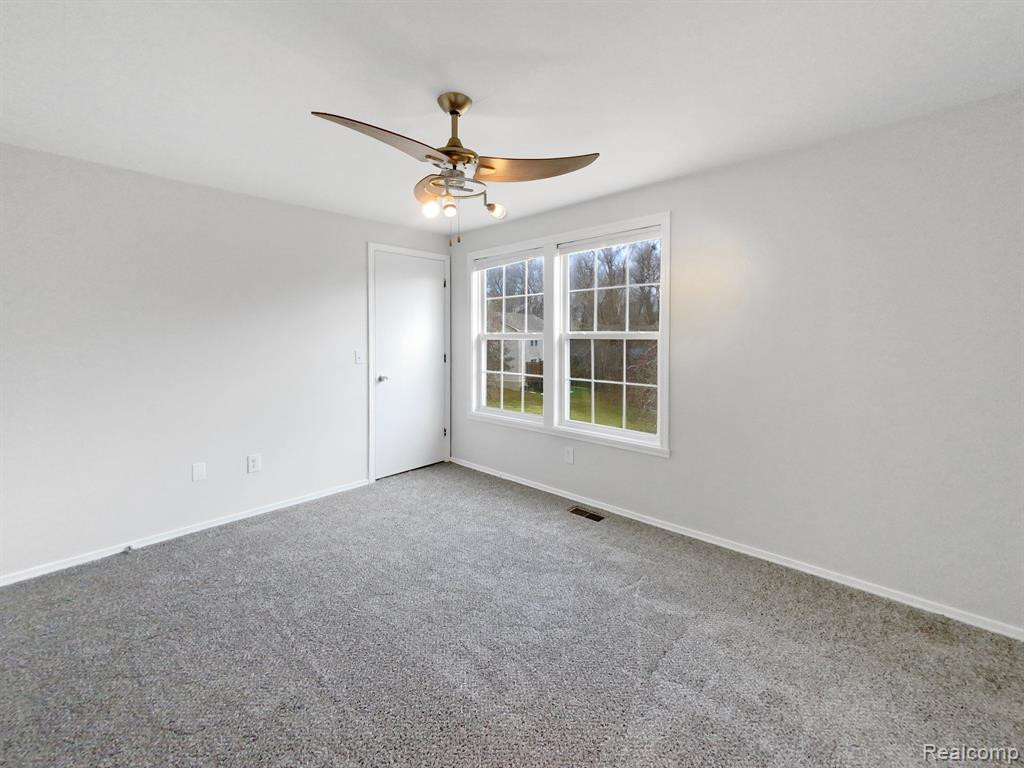 1616 GOLDEN Lane, Ypsilanti, MI 48198 — Photo 11