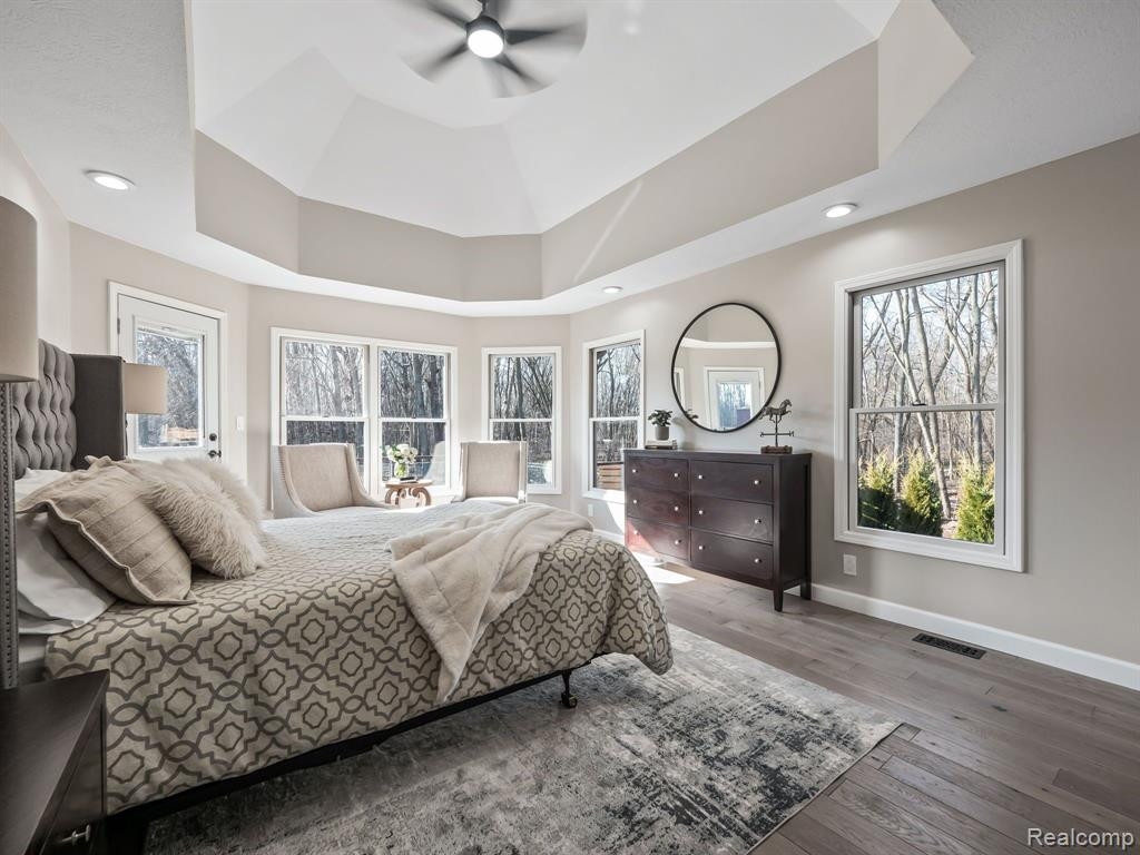 6166 7 MILE Road, South Lyon, MI 48178 — Photo 16