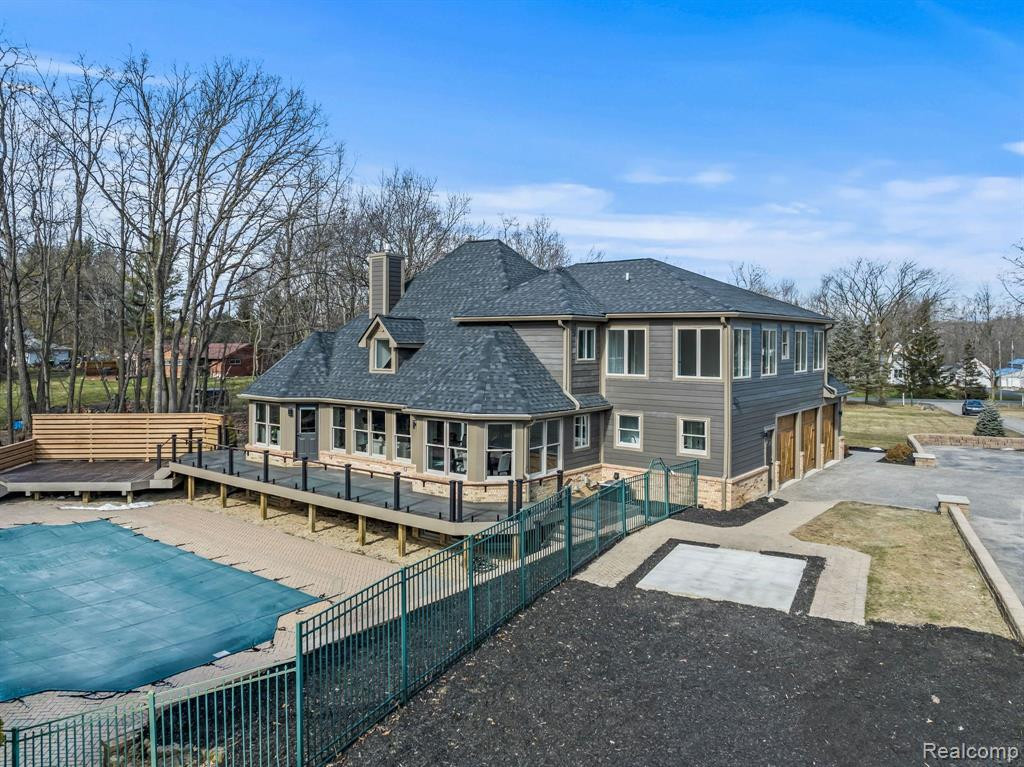 6166 7 MILE Road, South Lyon, MI 48178 — Photo 38