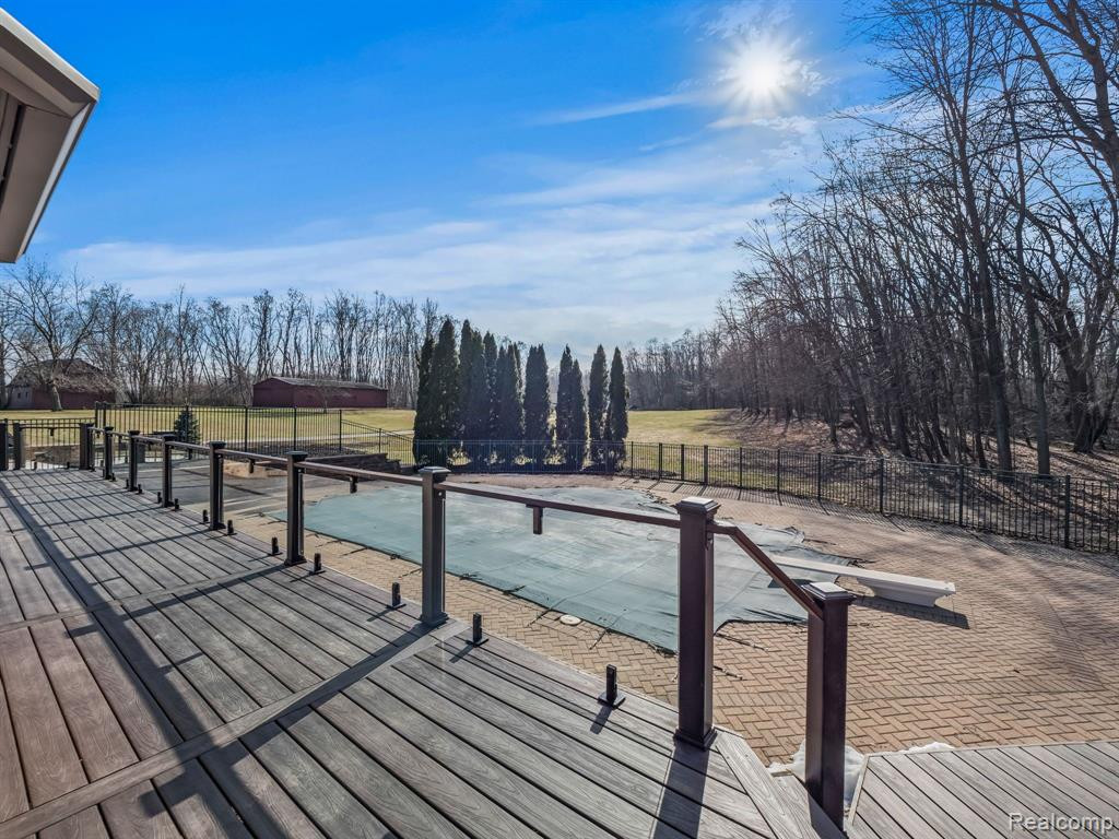 6166 7 MILE Road, South Lyon, MI 48178 — Photo 45