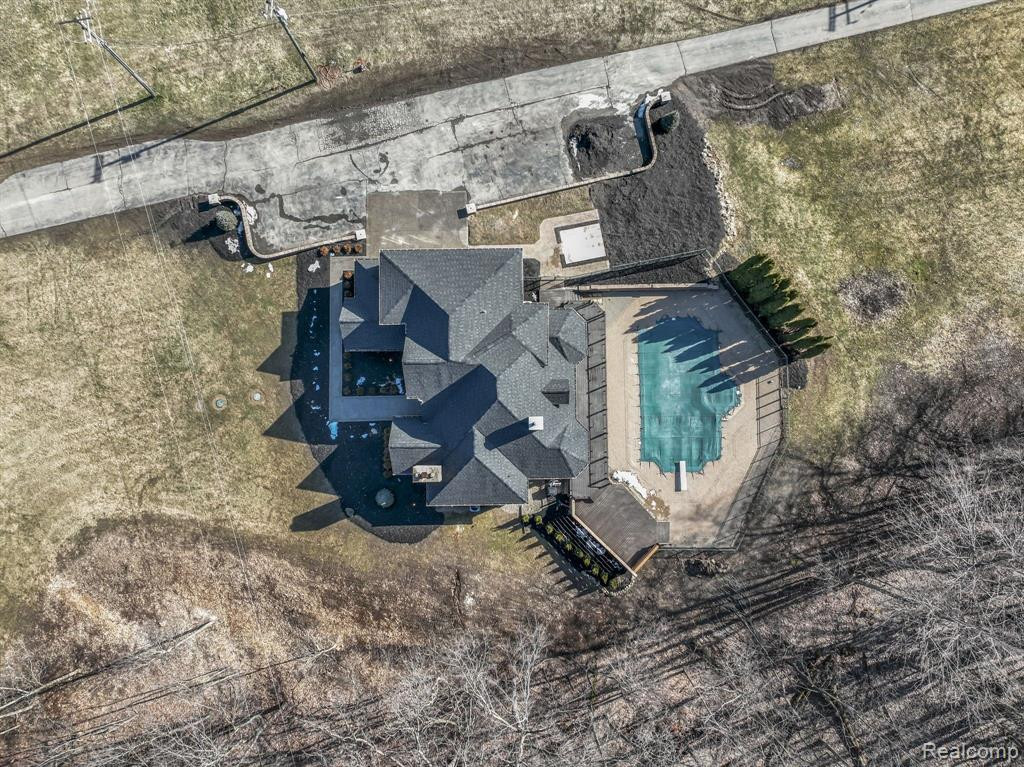6166 7 MILE Road, South Lyon, MI 48178 — Photo 46