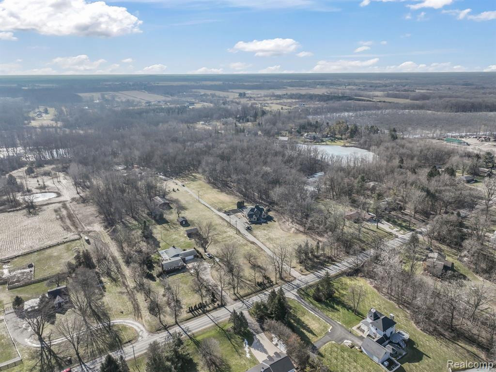 6166 7 MILE Road, South Lyon, MI 48178 — Photo 50