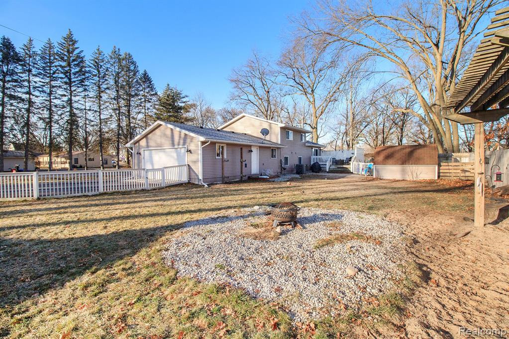 1700 LADD Road, Wolverine Lake, MI 48390 — Photo 20