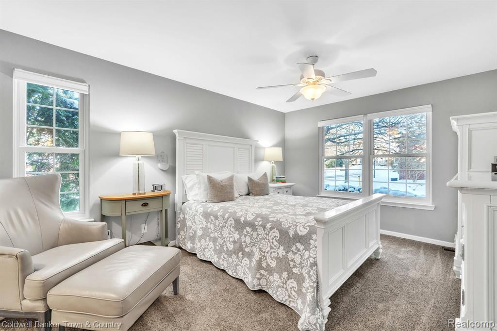 2105 CAMERON Circle, Walled Lake, MI 48390 — Photo 20