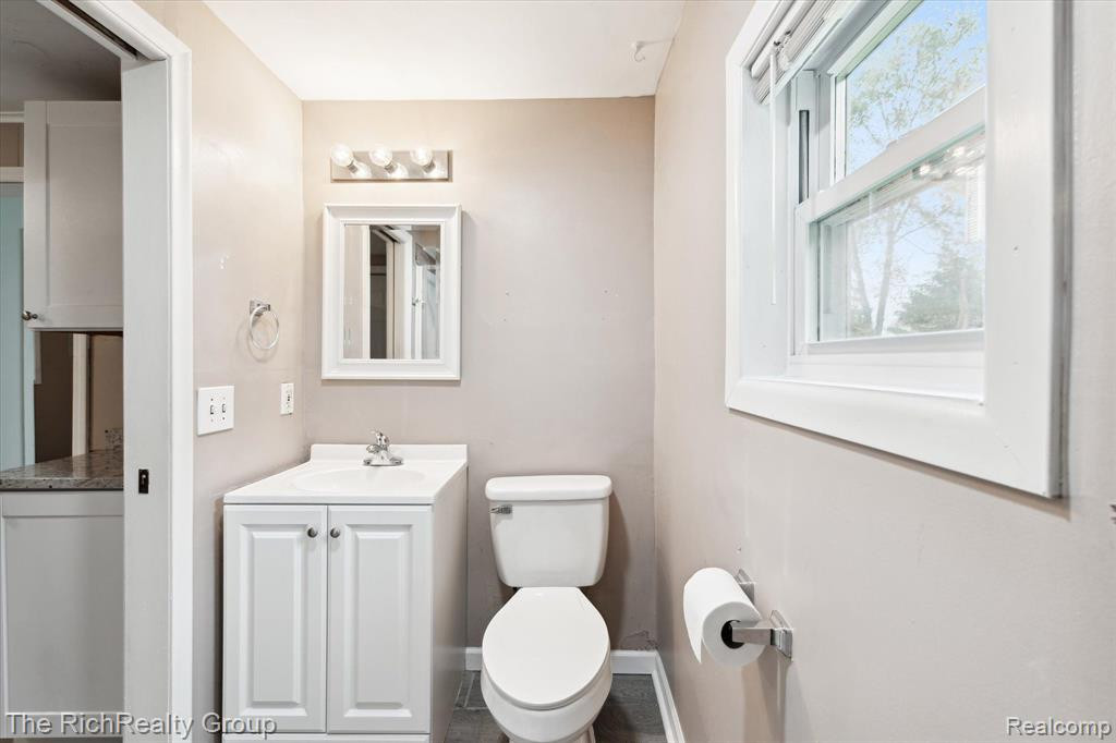 964 SUNRISE PARK Street, Howell, MI 48843 — Photo 15