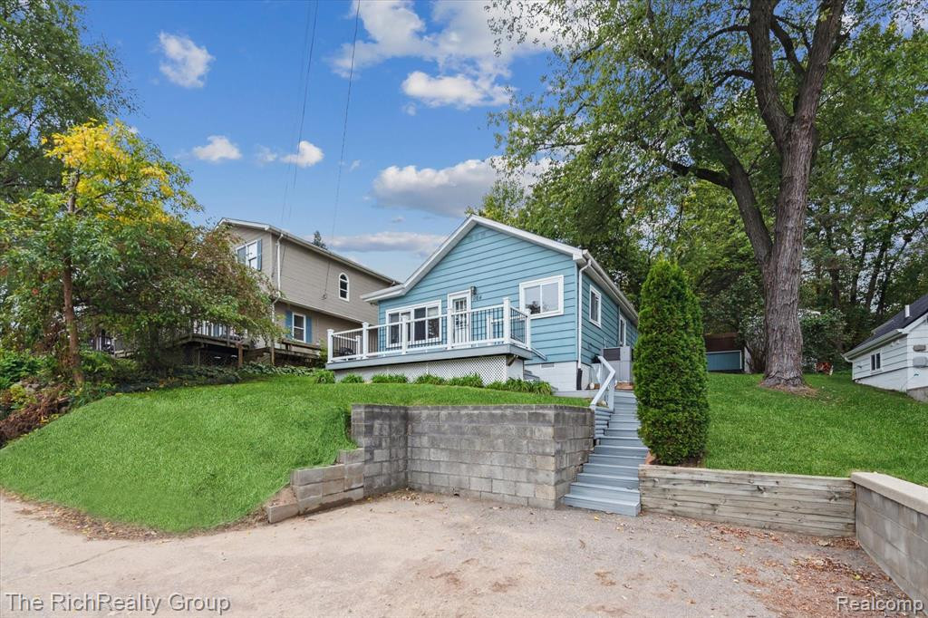 964 SUNRISE PARK Street, Howell, MI 48843 — Photo 25