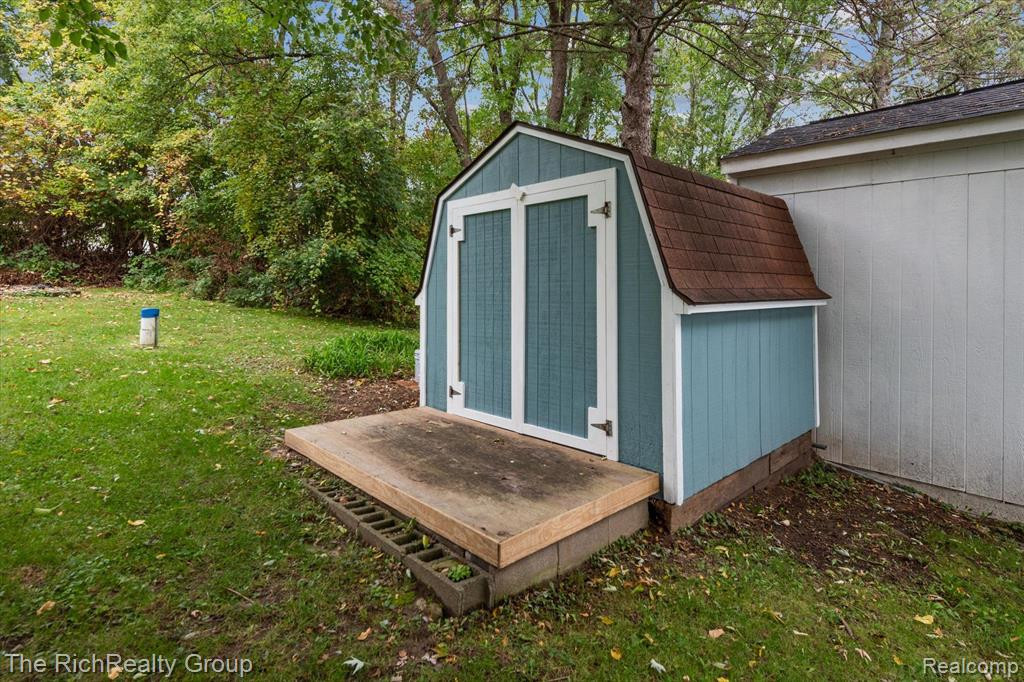 964 SUNRISE PARK Street, Howell, MI 48843 — Photo 28