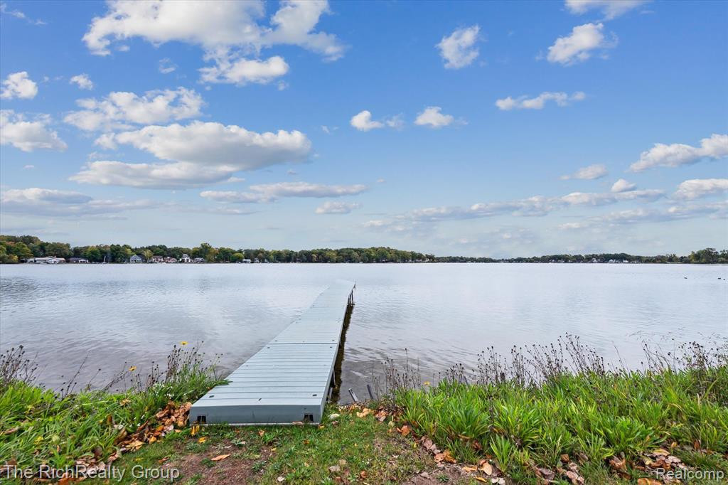 964 SUNRISE PARK Street, Howell, MI 48843 — Photo 34