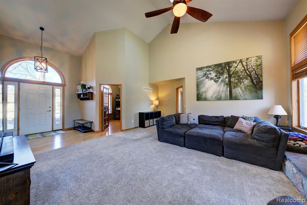 4414 Creekview Drive, Howell, MI 48843 — Photo 15