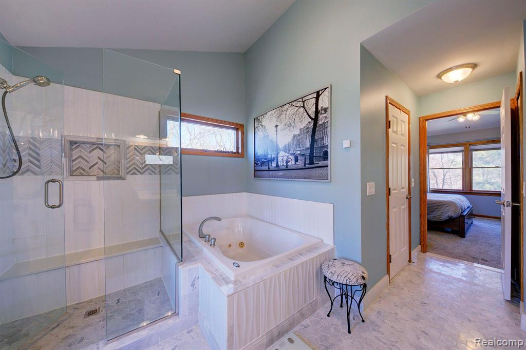 4414 Creekview Drive, Howell, MI 48843 — Photo 29