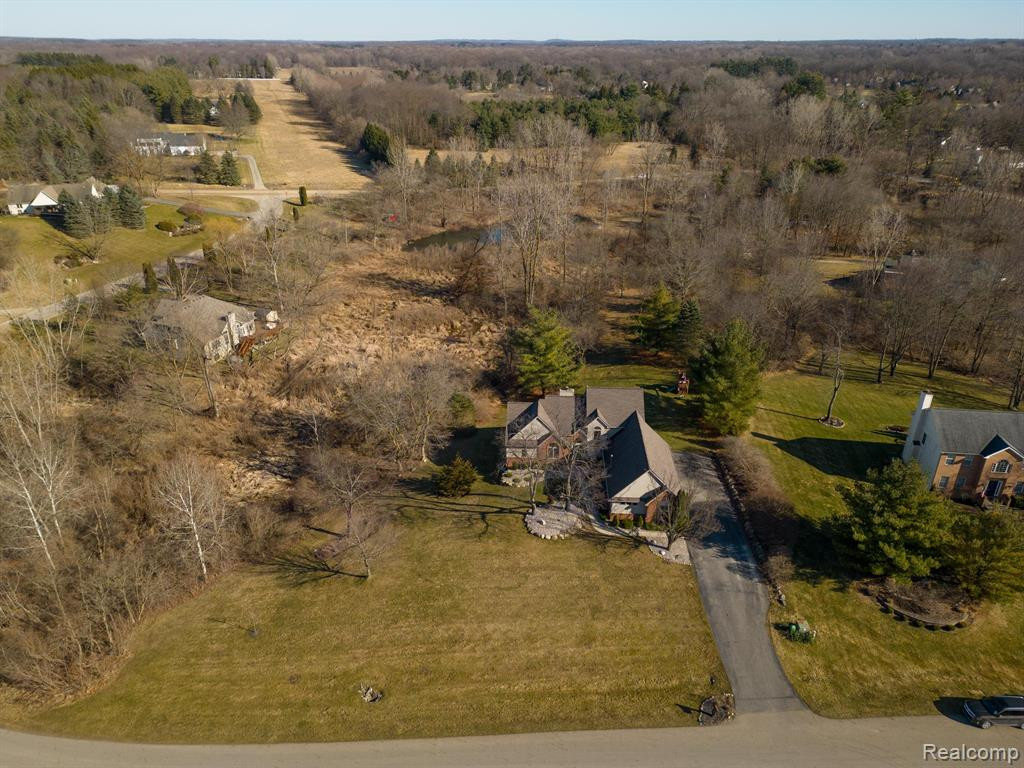 4414 Creekview Drive, Howell, MI 48843 — Photo 64