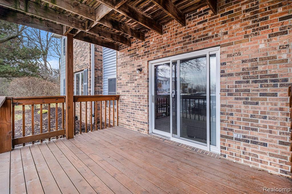 1225 Harbour Drive, 28, Trenton, MI 48183 — Photo 23
