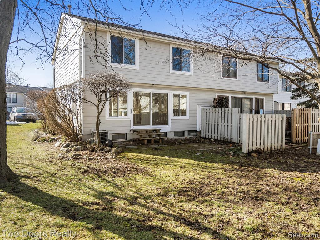 22449 CRANBROOKE Drive, Novi, MI — Photo 3