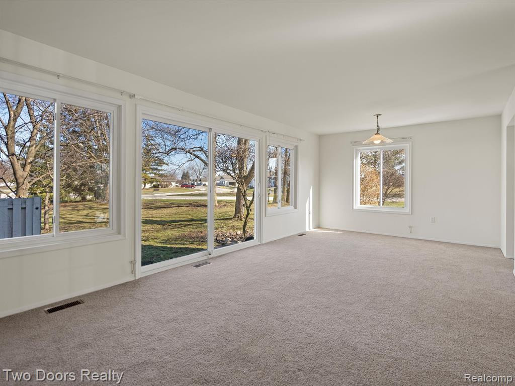 22449 CRANBROOKE Drive, Novi, MI — Photo 12