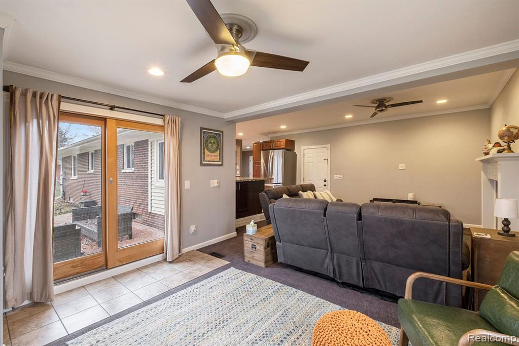 6594 BERRYWOOD Drive, Brighton, MI 48116 — Photo 6