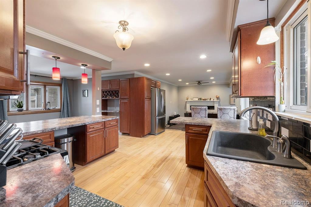 6594 BERRYWOOD Drive, Brighton, MI 48116 — Photo 13