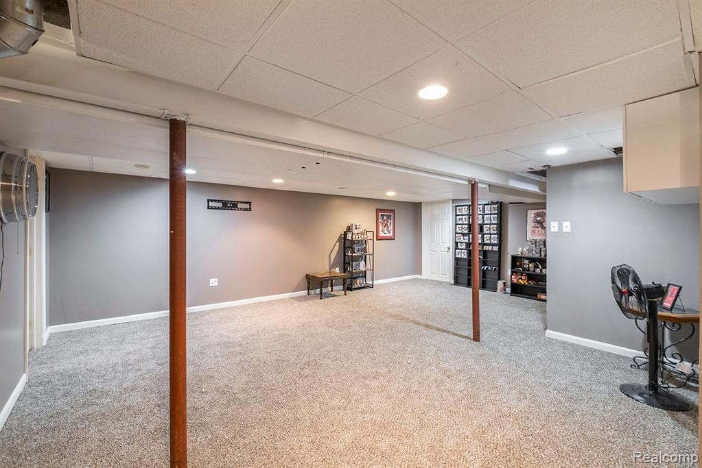 6594 BERRYWOOD Drive, Brighton, MI 48116 — Photo 23