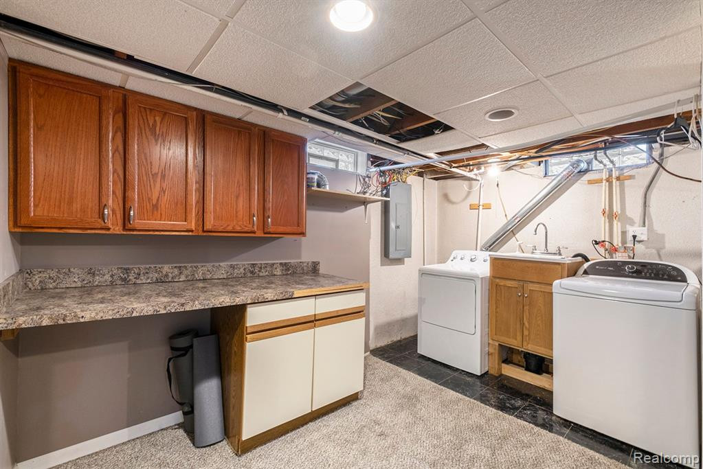 6594 BERRYWOOD Drive, Brighton, MI 48116 — Photo 25
