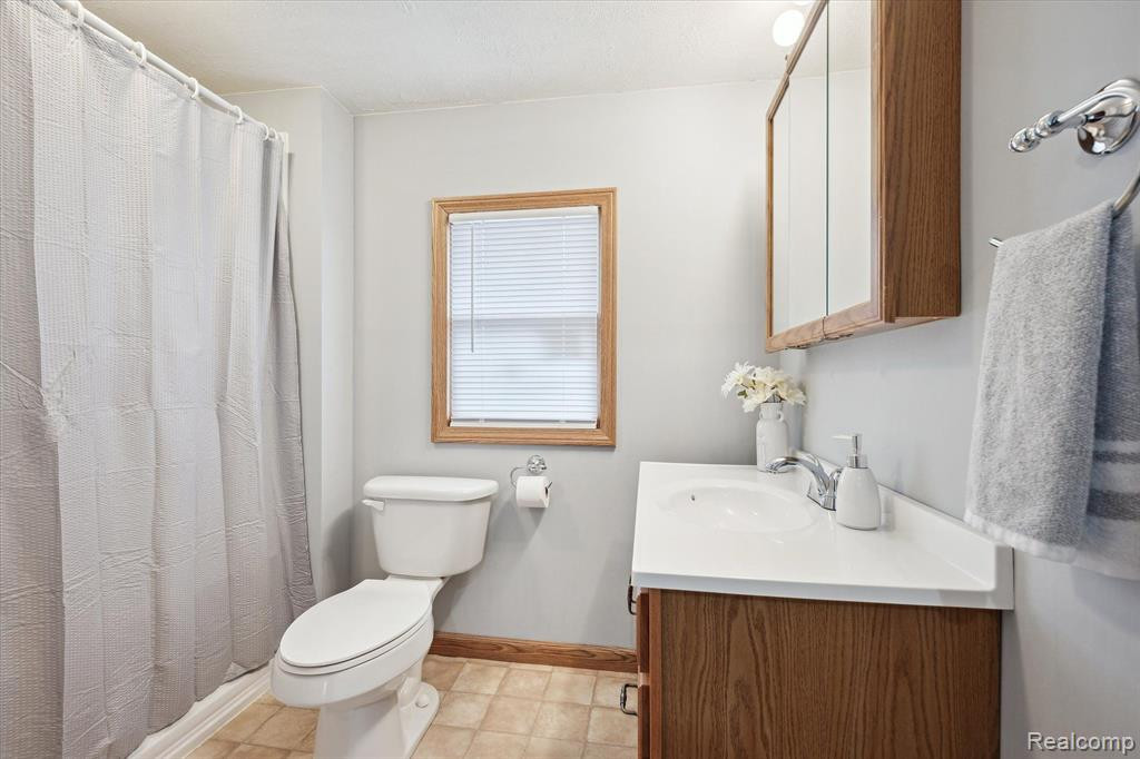 11690 PALMER Road, Maybee, MI — Photo 15