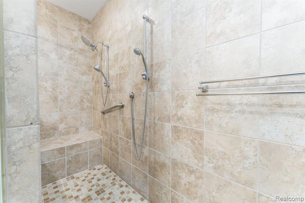6409 PRAIRIE DUNES Drive, Grand Blanc, MI 48439 — Photo 22