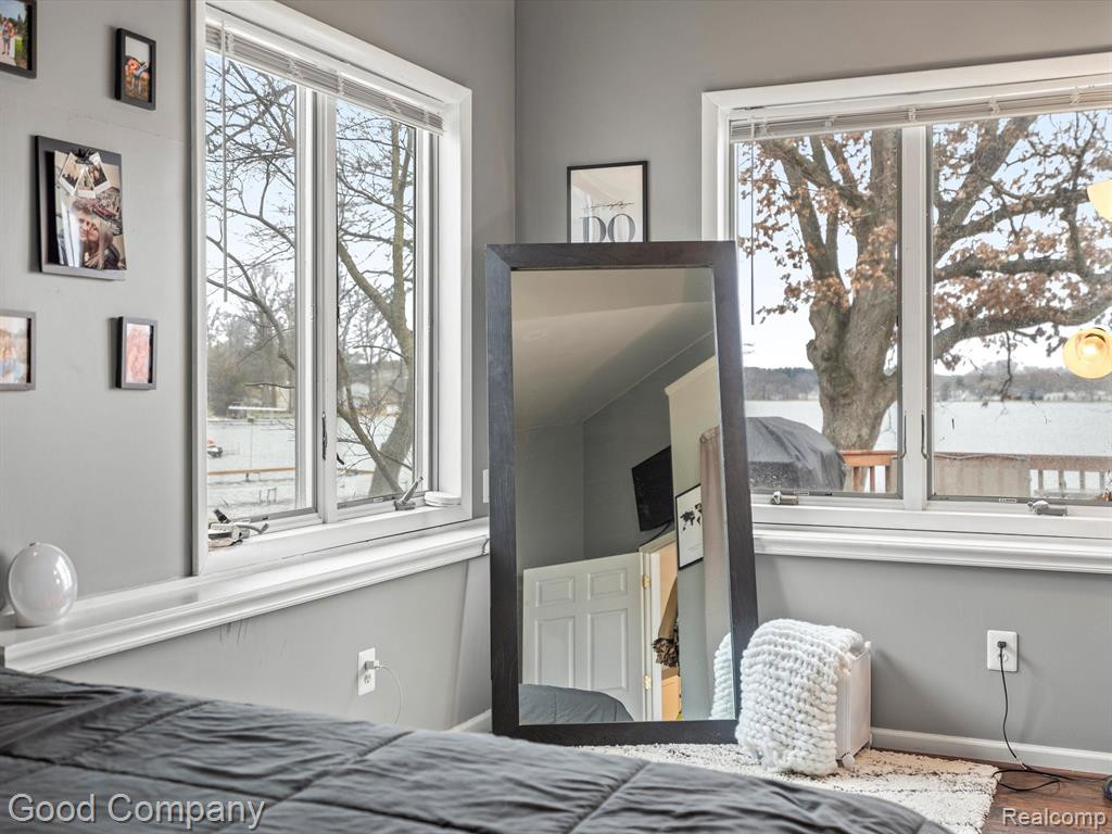 8994 RUSHSIDE Drive, Pinckney, MI 48169 — Photo 14