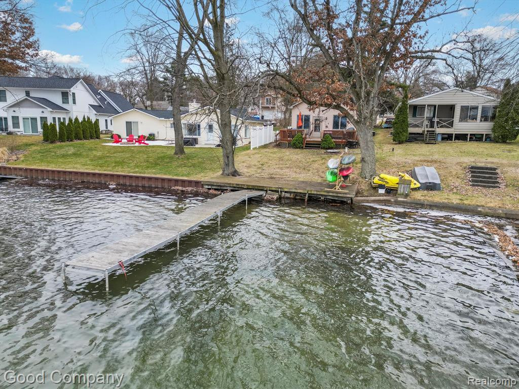 8994 RUSHSIDE Drive, Pinckney, MI 48169 — Photo 23