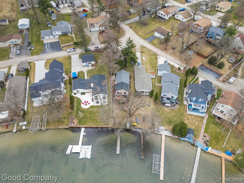 8994 RUSHSIDE Drive, Pinckney, MI 48169 — Photo 32
