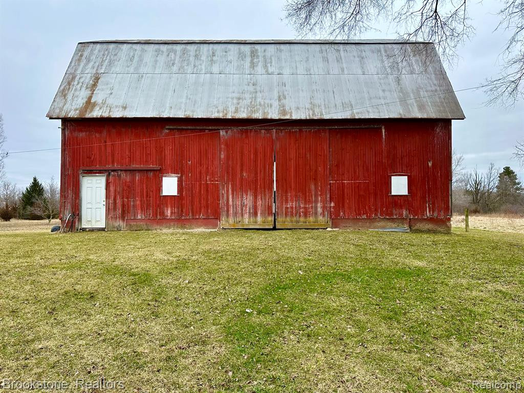 9164 BALDWIN Road, Gaines Vlg, MI 48436 — Photo 3