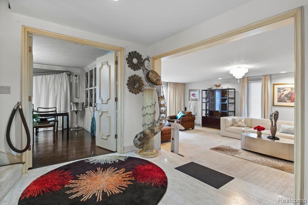 7 BROOKWOOD Lane, Dearborn, MI 48120 — Photo 6