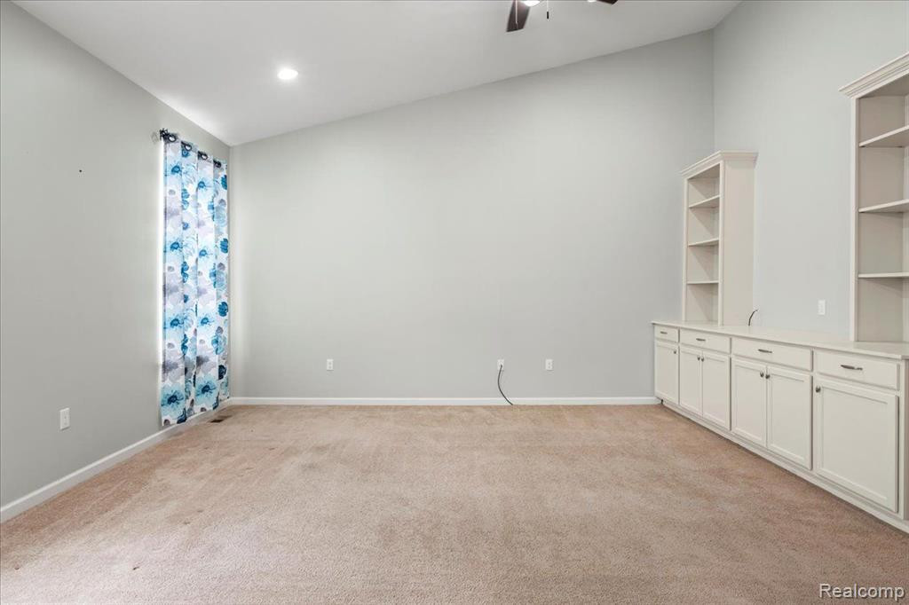 5261 BUCKLEY Drive, Ypsilanti, MI 48197 — Photo 8