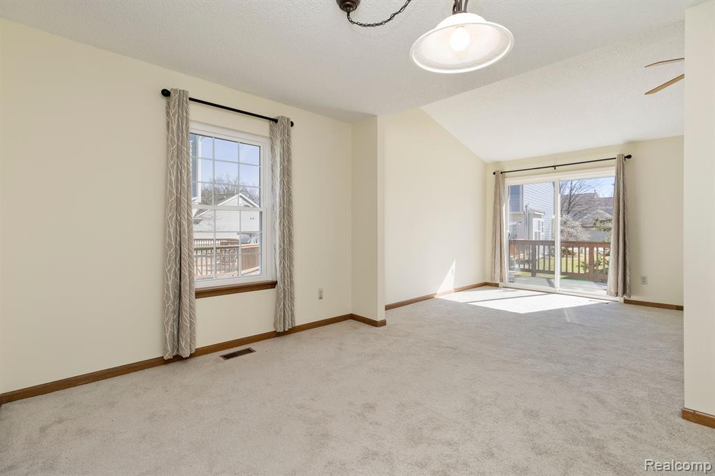 41388 Belden Circle, Novi, MI 48377 — Photo 12
