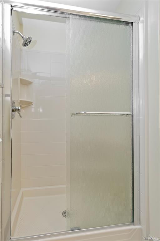 41388 Belden Circle, Novi, MI 48377 — Photo 20