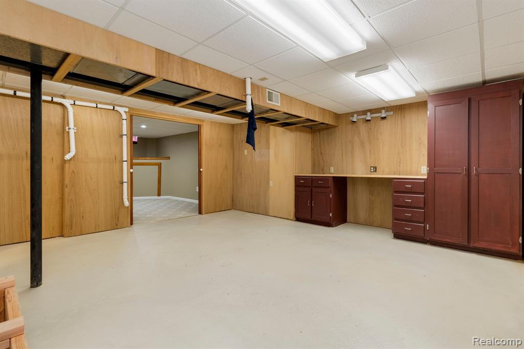 41388 Belden Circle, Novi, MI 48377 — Photo 26