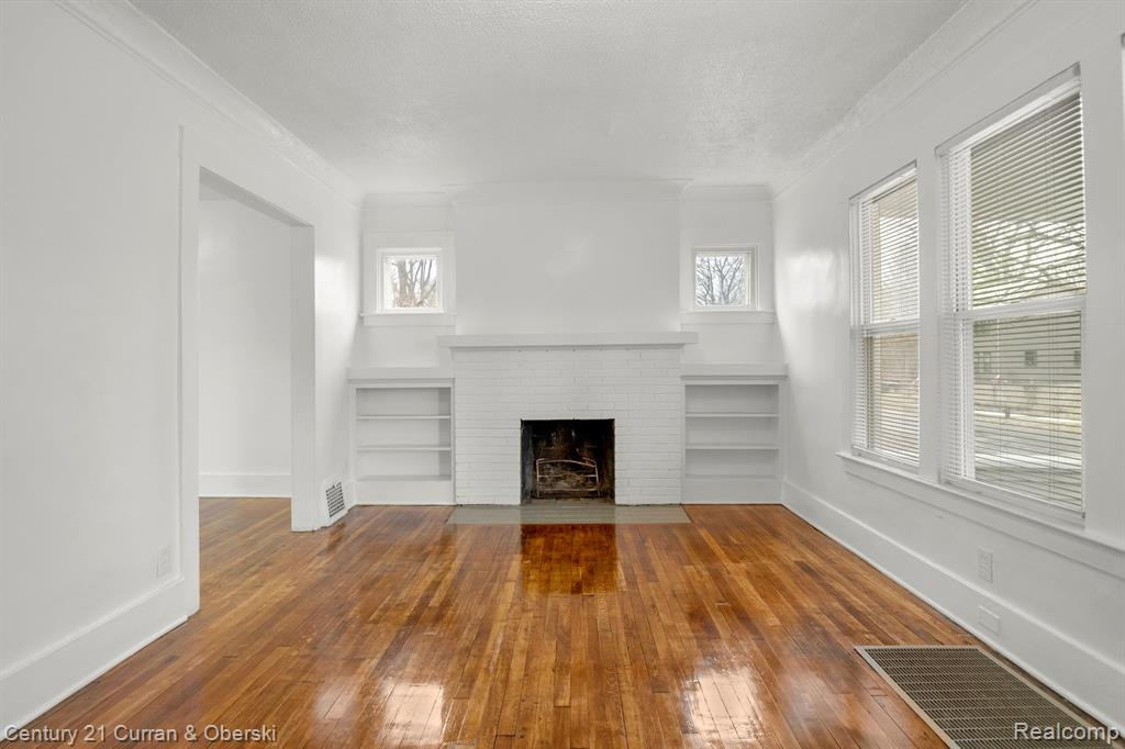 415 MANISTIQUE Street, Detroit, MI 48215 — Photo 4