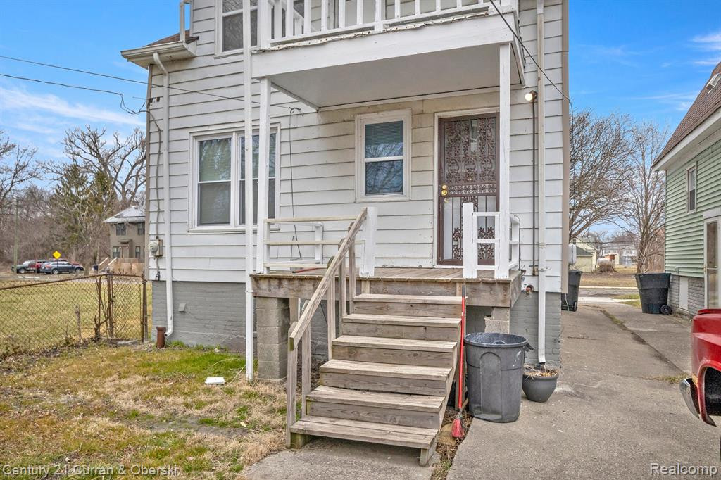 415 MANISTIQUE Street, Detroit, MI 48215 — Photo 19
