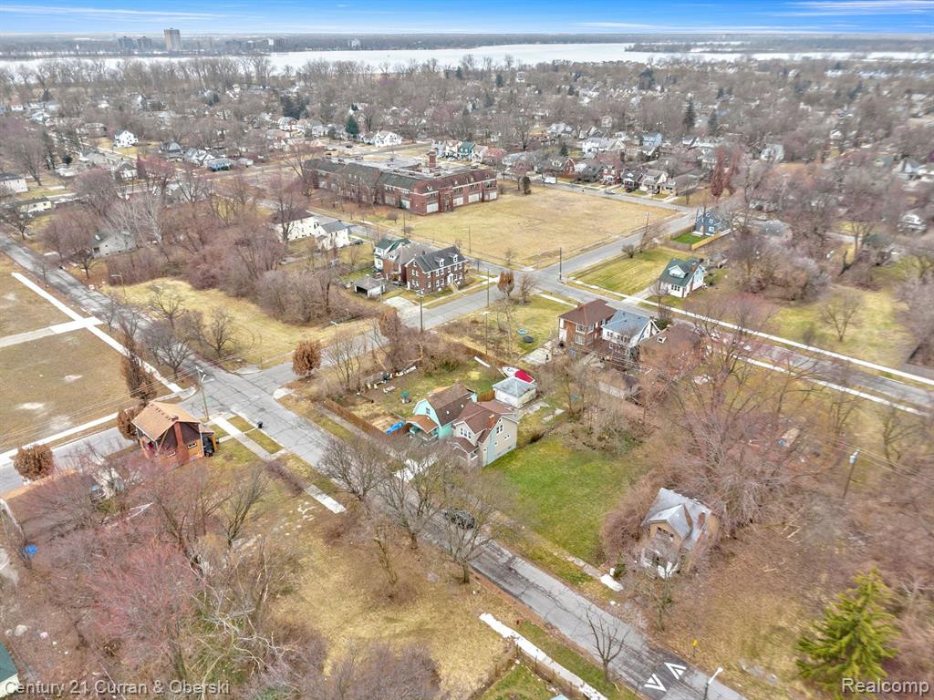 415 MANISTIQUE Street, Detroit, MI 48215 — Photo 27