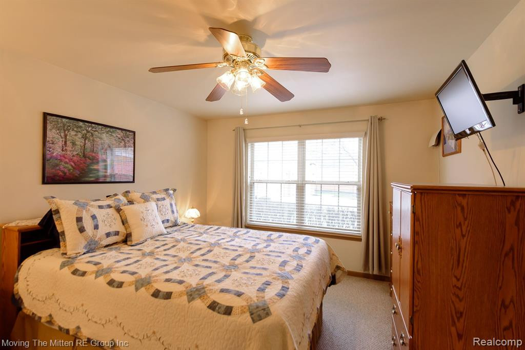 8798 PRAIRIE Court, Van Buren, MI 48111 — Photo 18