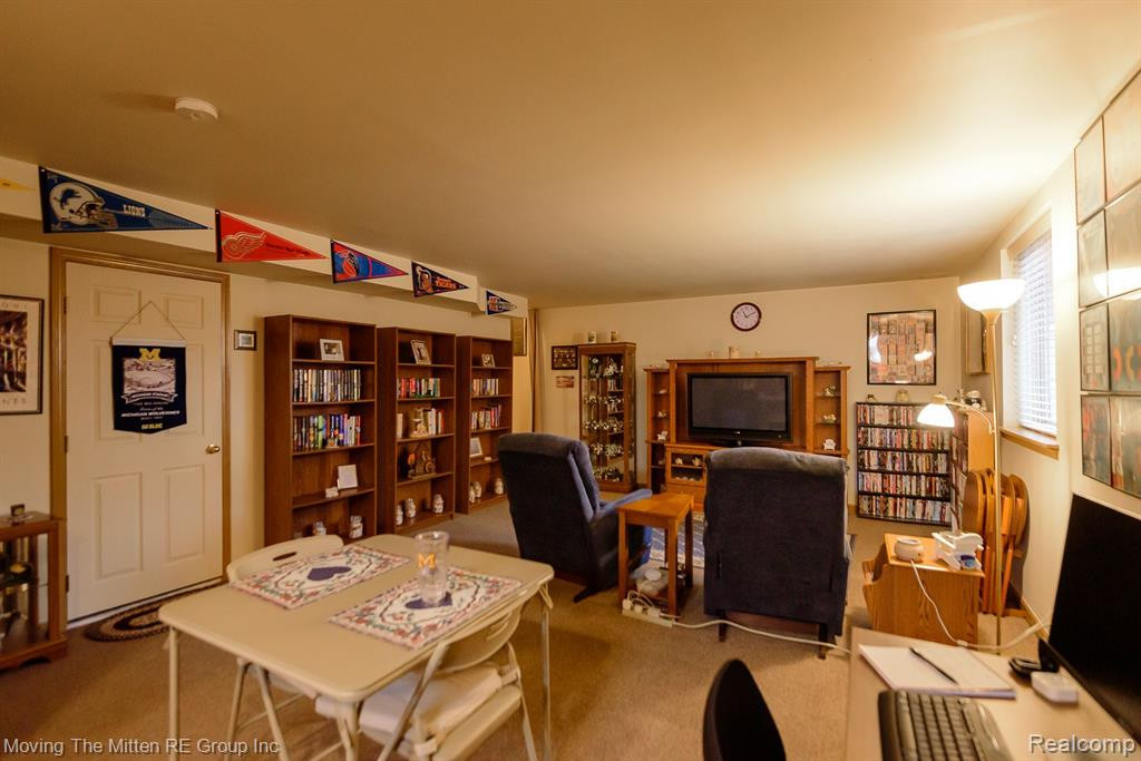 8798 PRAIRIE Court, Van Buren, MI 48111 — Photo 25