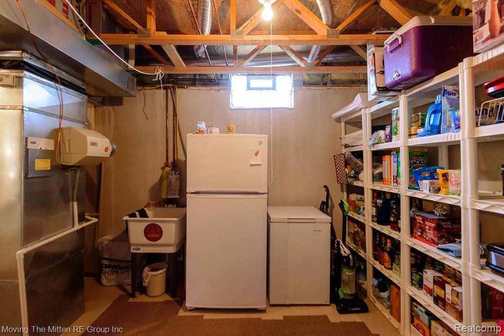 8798 PRAIRIE Court, Van Buren, MI 48111 — Photo 30