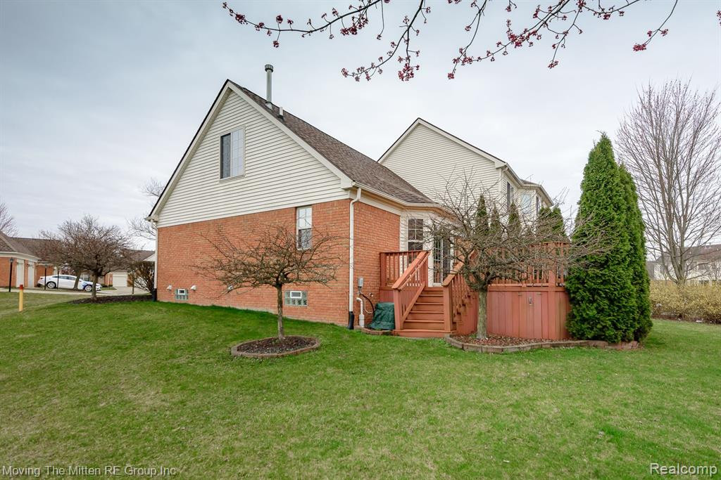 8798 PRAIRIE Court, Van Buren, MI 48111 — Photo 36