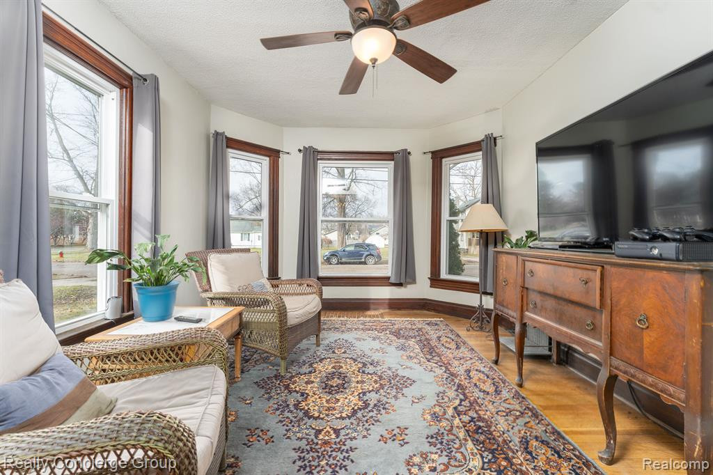 515 CRANDALL Street, Albion, MI 49224 — Photo 4
