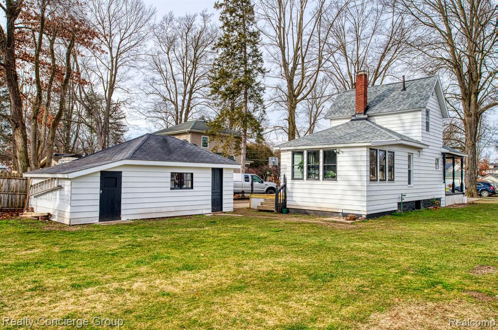 515 CRANDALL Street, Albion, MI 49224 — Photo 28