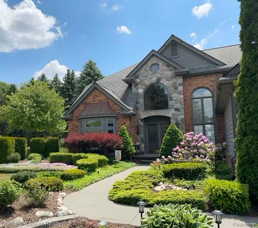 954 RIVER VALLEY Drive, Lake Orion, MI 48362 — Photo 3