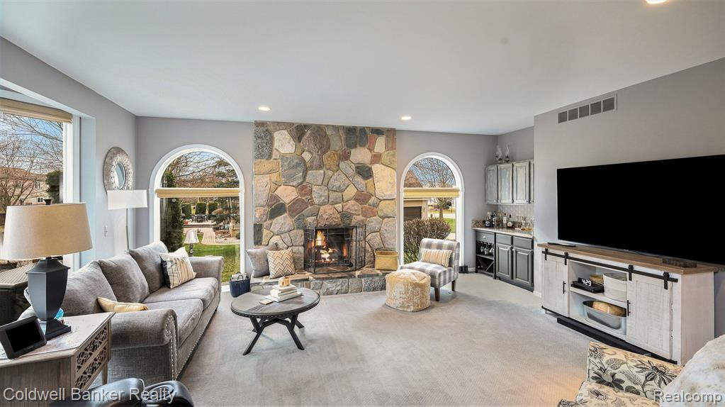 954 RIVER VALLEY Drive, Lake Orion, MI 48362 — Photo 13