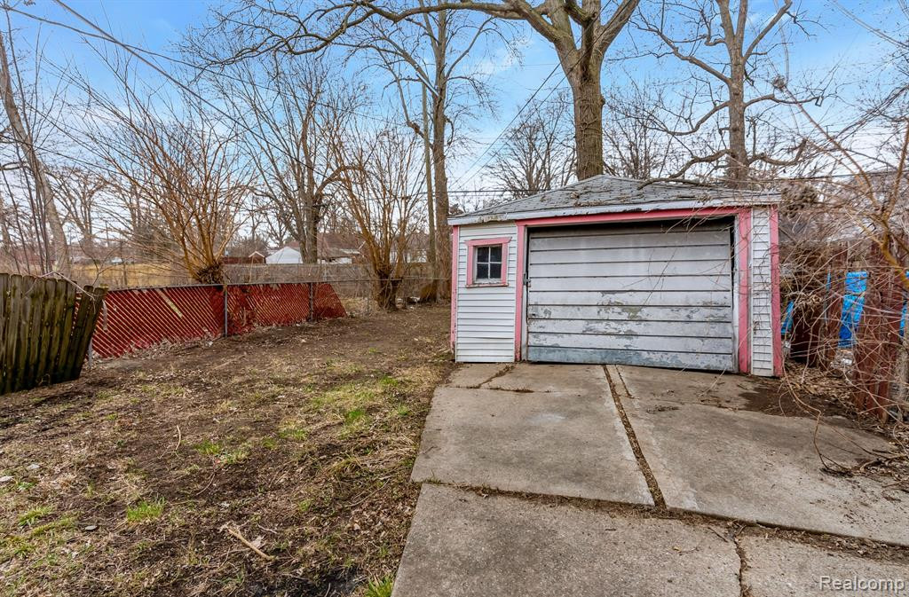 9355 PATTON Street, Detroit, MI 48228 — Photo 23