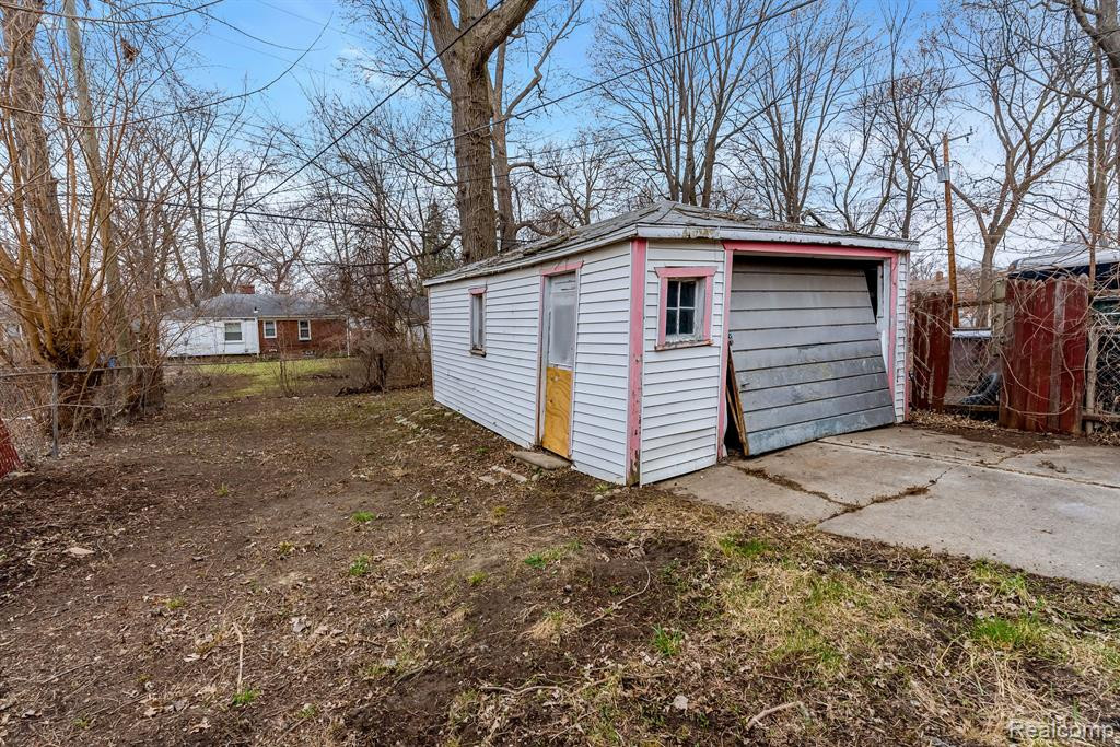 9355 PATTON Street, Detroit, MI 48228 — Photo 26
