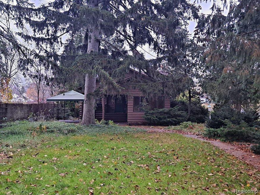 98 N HOLCOMB Road, Clarkston, MI — Photo 5