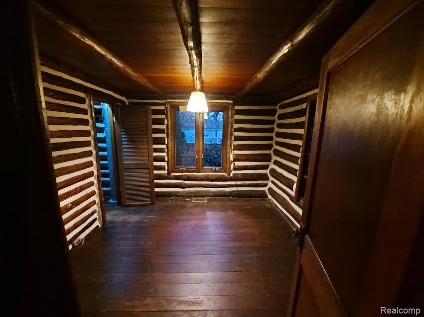 98 N HOLCOMB Road, Clarkston, MI — Photo 19