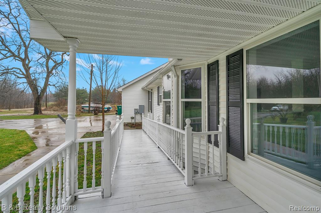 2391 DODDS Road, North Branch, MI 48461 — Photo 5