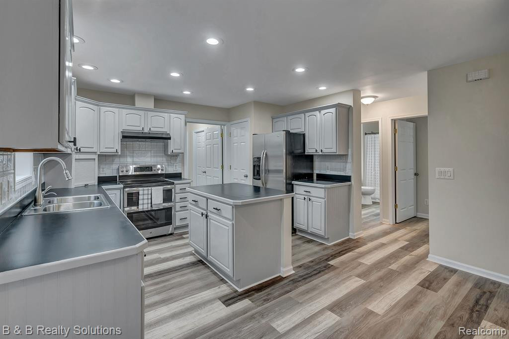 2391 DODDS Road, North Branch, MI 48461 — Photo 14